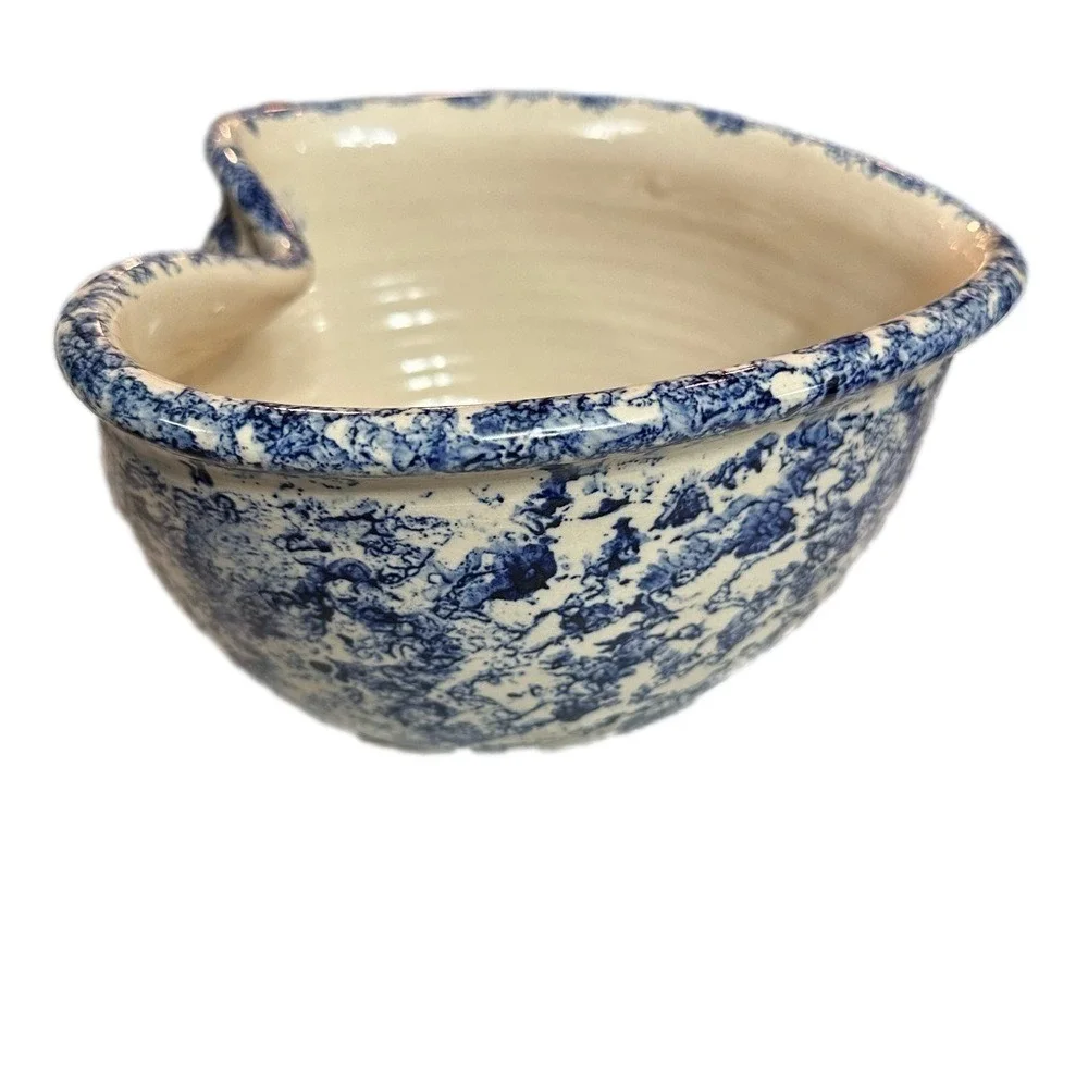 Casey Pottery Heart Shaped Speckled Sponge Pattern‎ Blue Stoneware Pottery Bowl